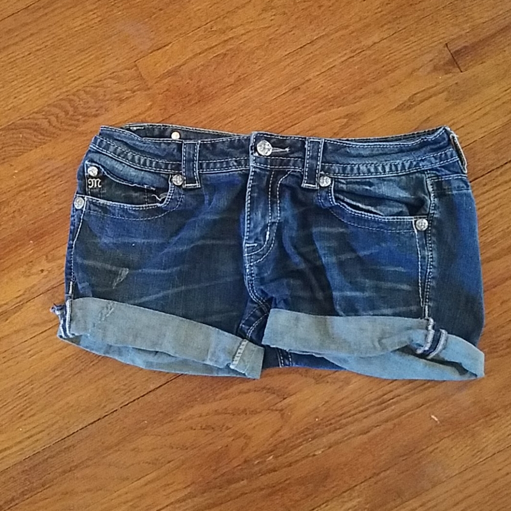 Miss Me jean short